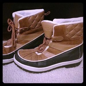 Totes Snow Boots